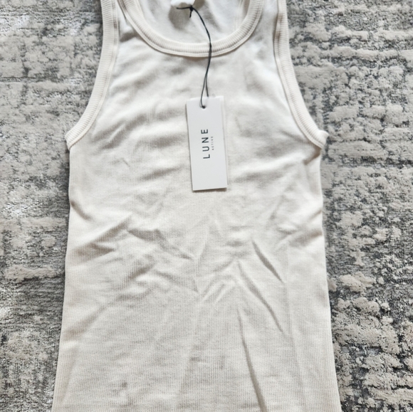 NWT Lune Active Maia Soft Ribbed Tank Top Off White Size XS - Picture 6 of 10